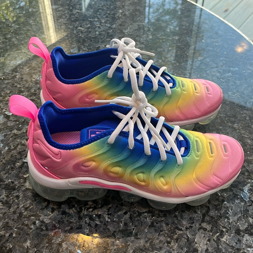 Nike air vapormax plus sneakers